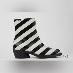 Camper Bonnie Black and White Stripe Booties